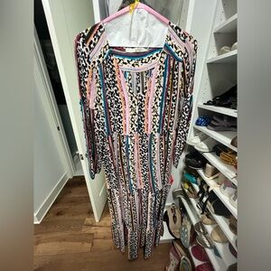 Marie Oliver beautiful maxi size medium